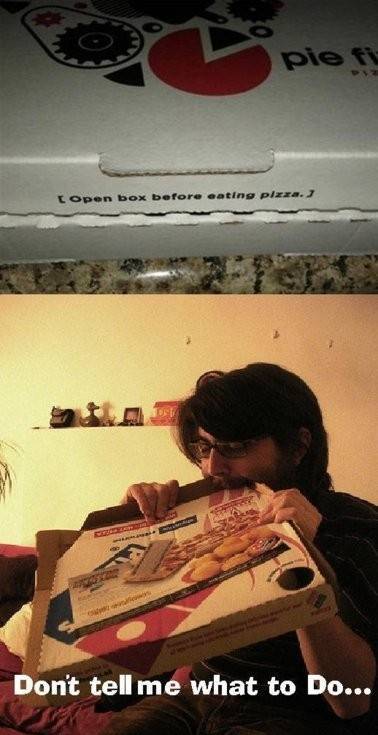 Eerst doos openen, dan pizza eten