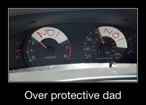 Als een vader zijn tieners in zijn auto laat